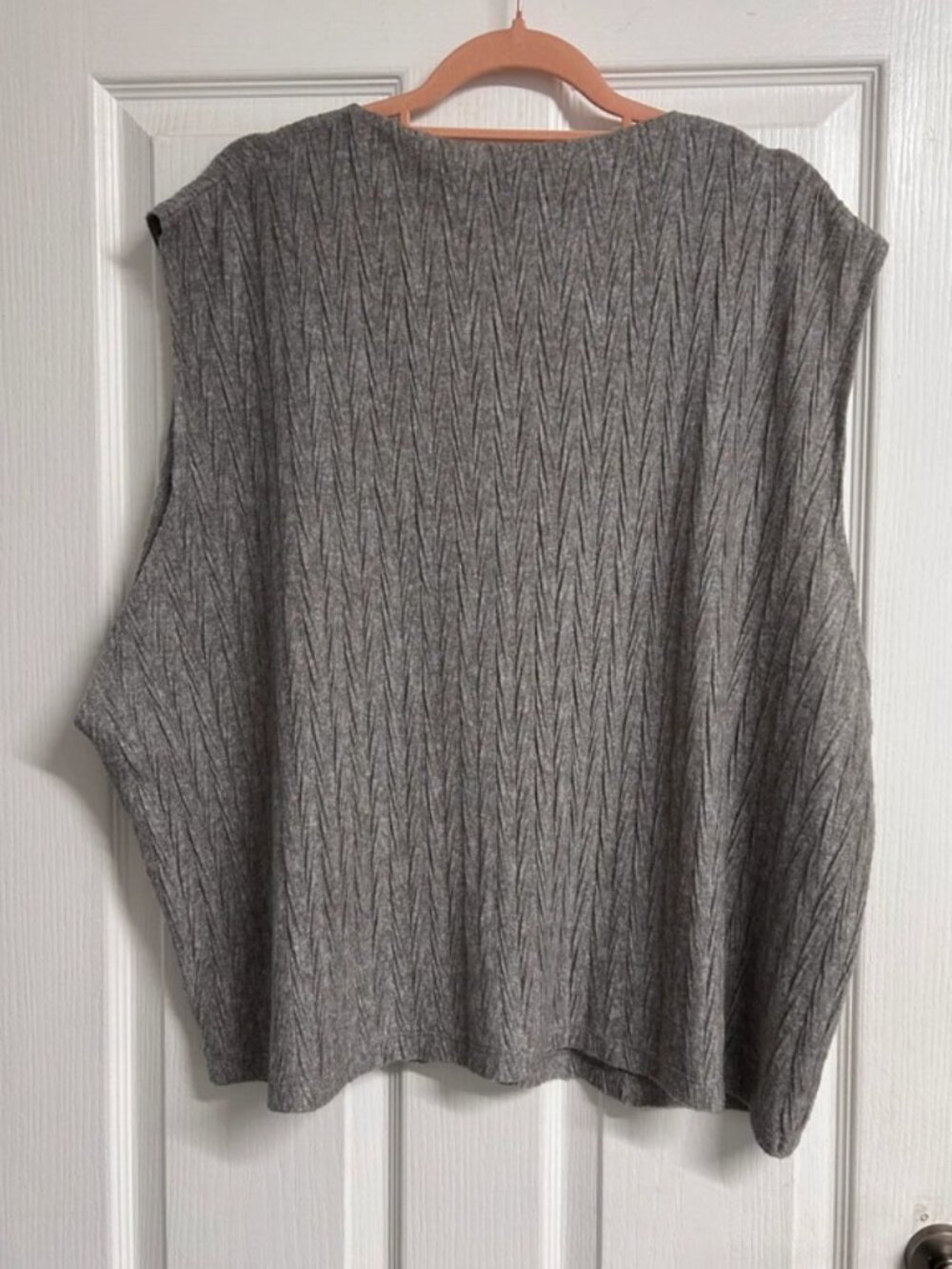 Grey Textured Crinkle Sleeveless Tank Vest Tu Woman XXL - Picture 2 of 5